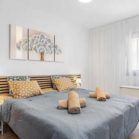 Oceanview 2br In Gigantes 公寓